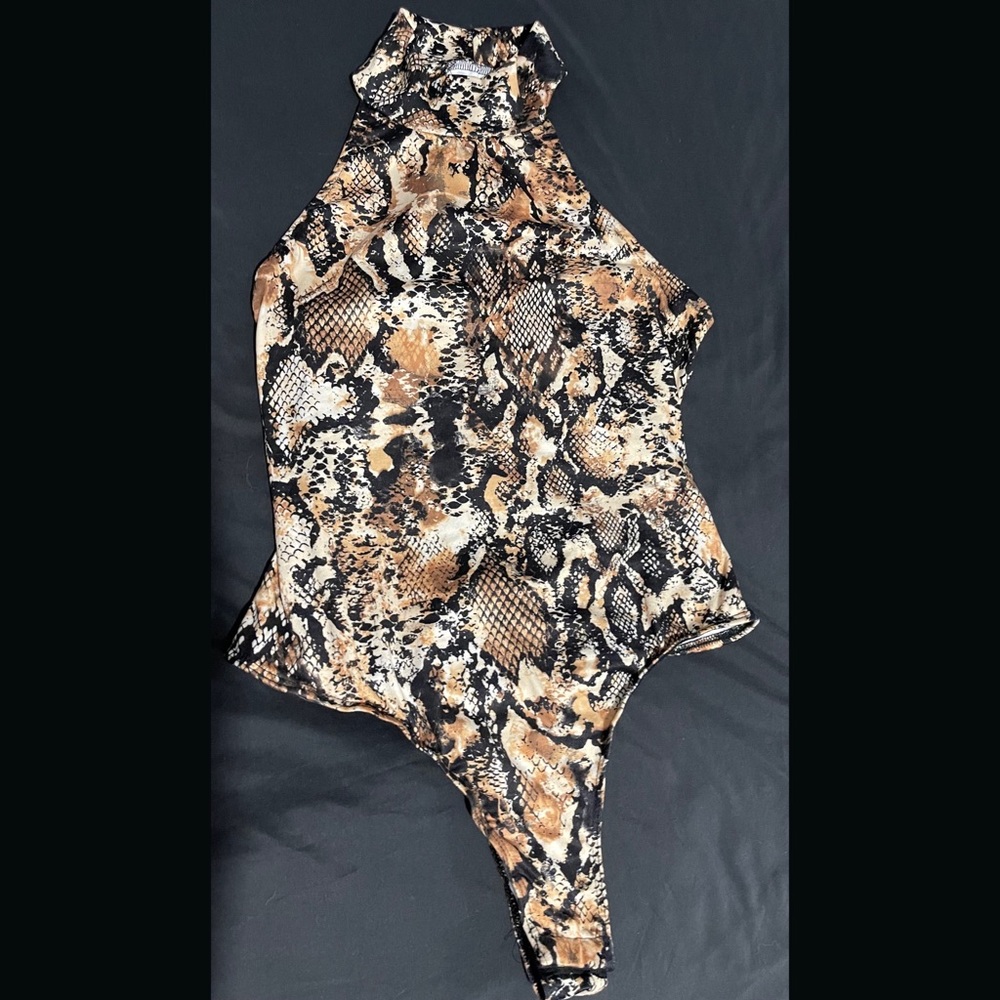 Fashion Nova bodysuit